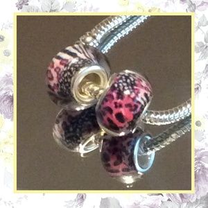 🌺 2PC PINK ANIMAL PRINT ZEBRA BEADS CHARM BEAD DIY LEOPARD TROLL PANDORA STYLE